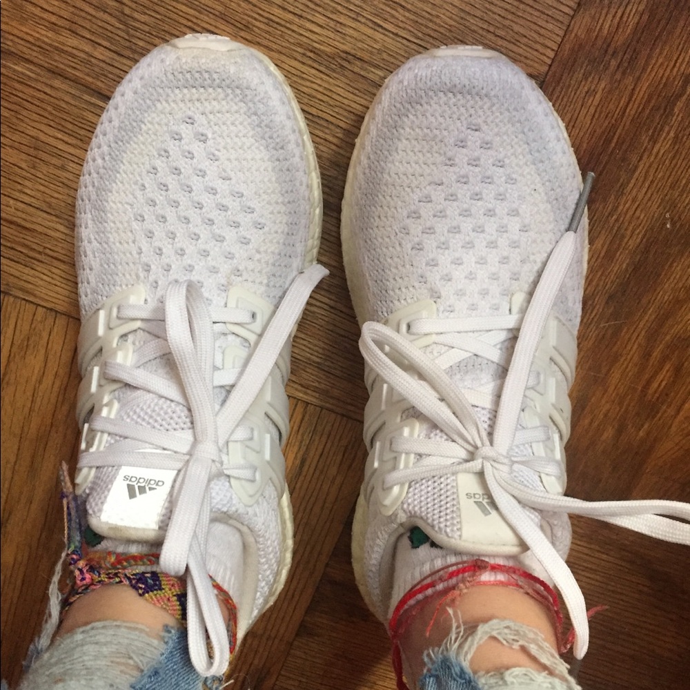 Adidas ultra boost “triple white 2.0” 